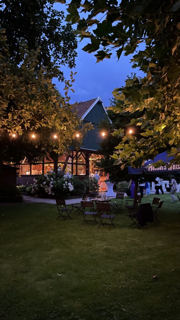 Postings Lovestyle Company_Post_5f-3